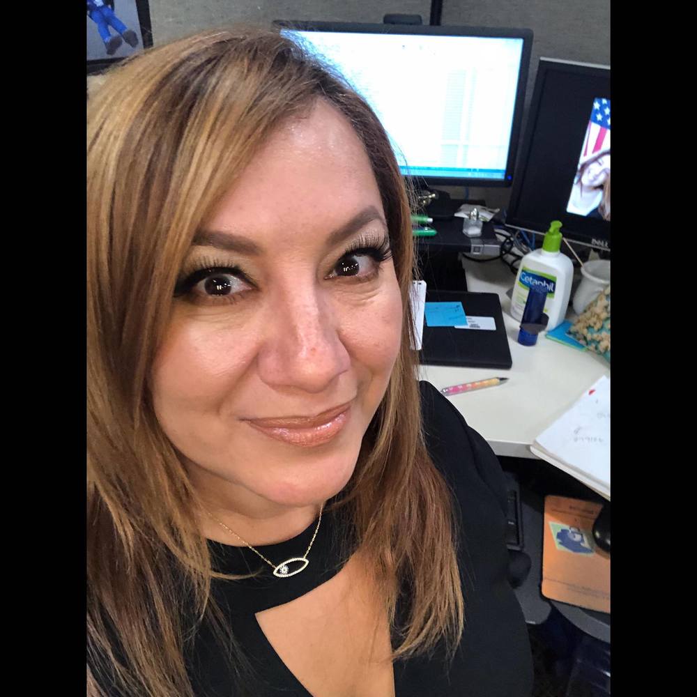 Meet your Posher, Corrine